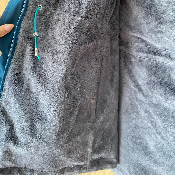 Rain Coat - Picture 3 of 6